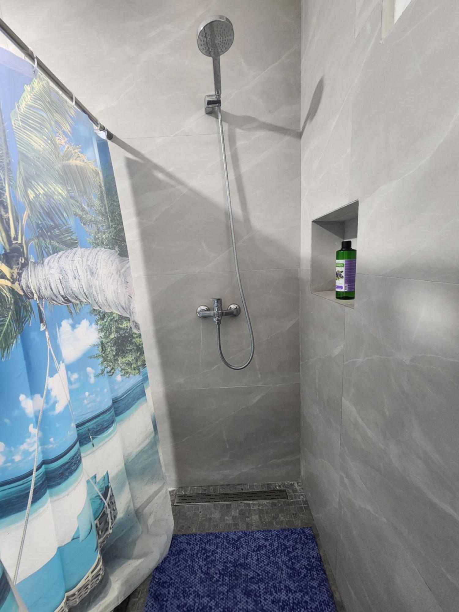 Eden Guesthouse ดูร์เรส ภายนอก รูปภาพ