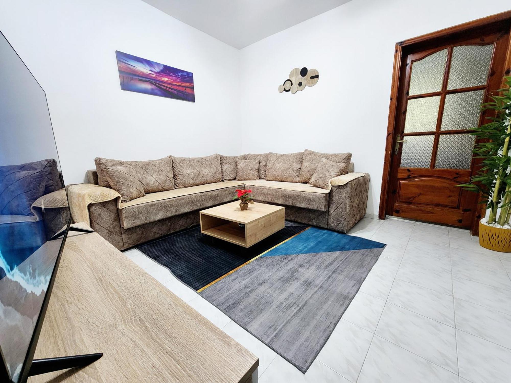 Eden Guesthouse ดูร์เรส ภายนอก รูปภาพ