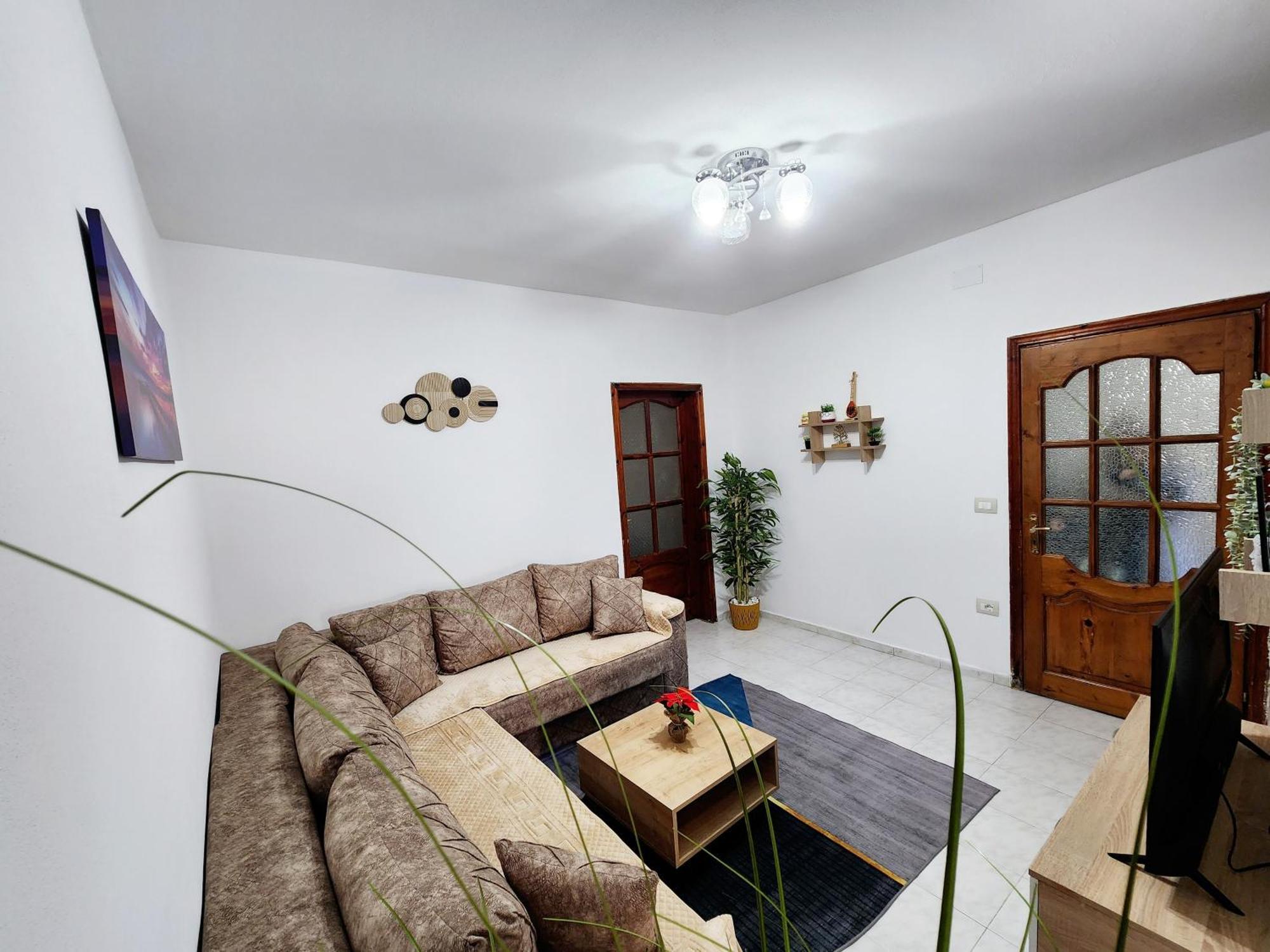 Eden Guesthouse ดูร์เรส ภายนอก รูปภาพ